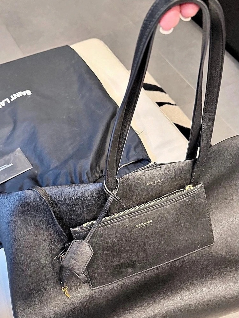 Saint Laurent East/West Shopping Tote Black